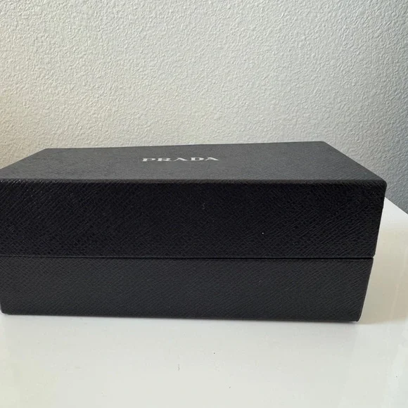 Prada Transparent and Tan Sunglasses - Picture 11 of 15